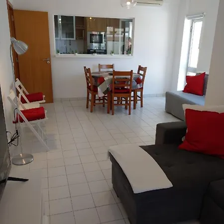 Squash 507 Apartment *